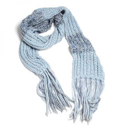 Šála pletená/háčkovaná