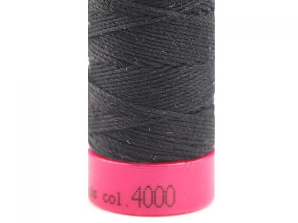 Nitě jeans 30×3 tex, 100% PES, návin 30 m, černá