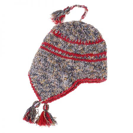 Ručně pletená čepice Marlen "helmička"