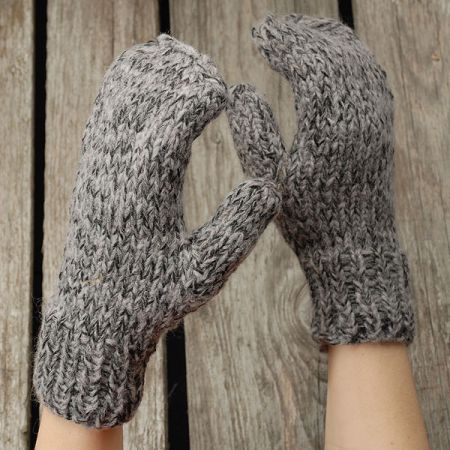 Ručně pletené rukavice MarLen šedo-černé