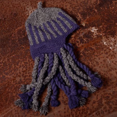 Ručně pletená čepice Marlen "dreďačka" 