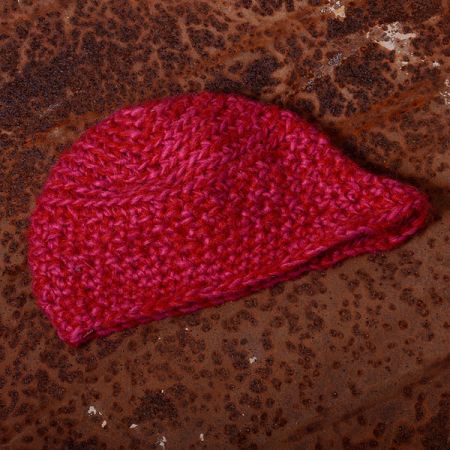 Háčkovaná čepice Marlen "kšiltovka"