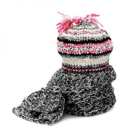 Háčkovaná čepice šála Marlen růžovočerný melír